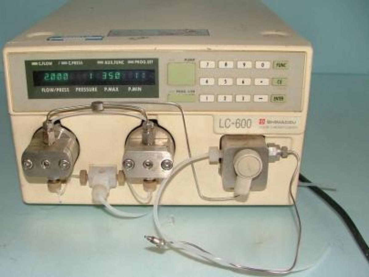 Used SHIMADZU LIQUID CHROMATOGRAPH LC-600