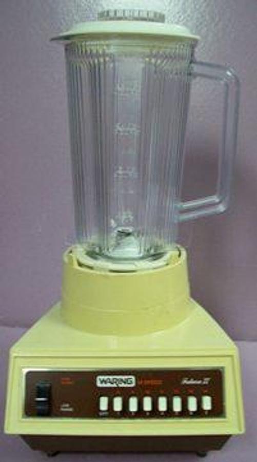 Used QTY. 1. WARING FUTURA 2 BLENDER