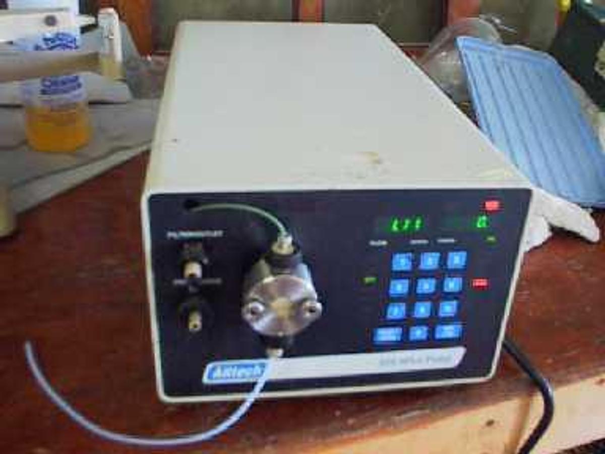 Used QTY. 1. ALLTECH 325 HPLC PUMP (dw71601c.jpg) To see a picture of this lab equ.