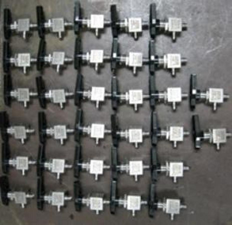 Used QTY. 28. SWAGELOK 2-WAY 1 PIECE BALL VALVE