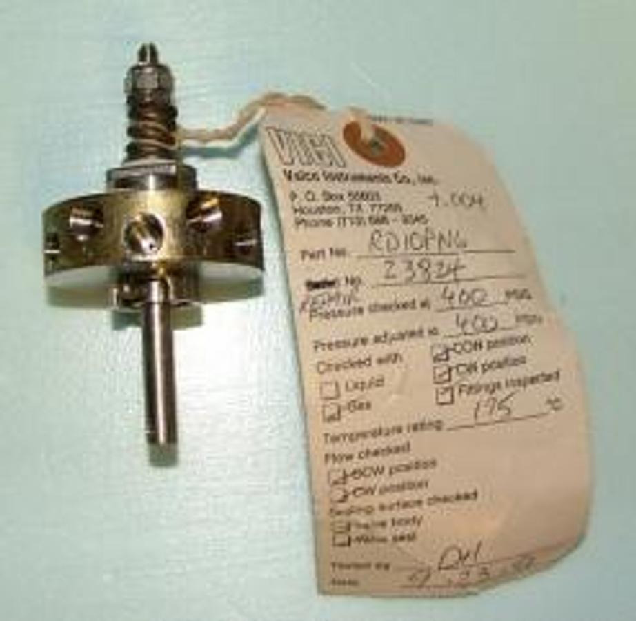 Used QTY. 1. VALCO VICI VALVE 10 PORT PART # RD10PN6 REPAIR# 23824 400 PSI TEMP 175C.