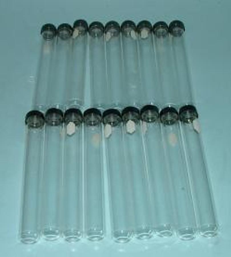 Used KIMAX 50ML TEST TUBES WITH SCREW CAPS COPPER CORROSION.