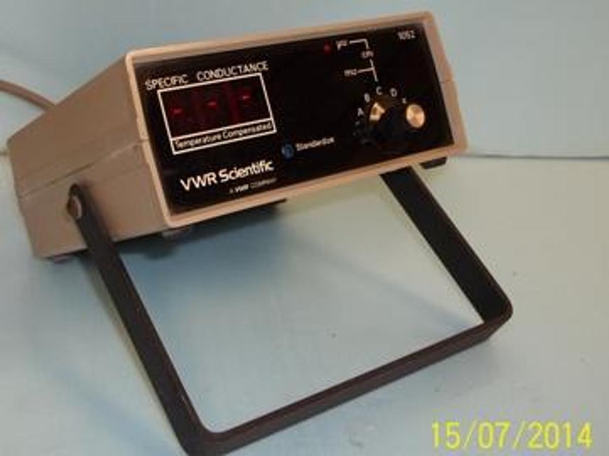 Used VWR SCIENTIFIC CO. SPECIFIC CONDUCTANCE METER MODEL: 1052