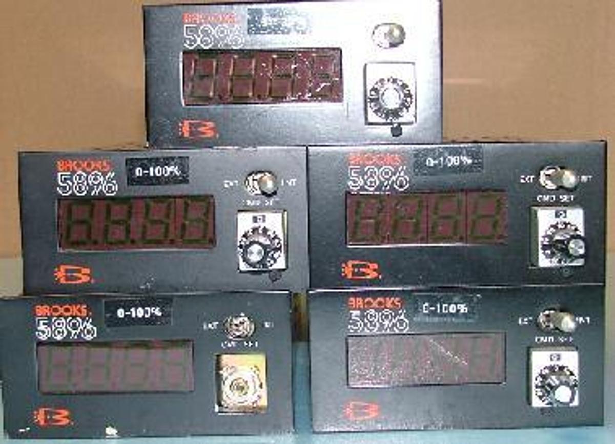 Used QTY. 4. BROOKS 5896 MODEL: 5896B11A