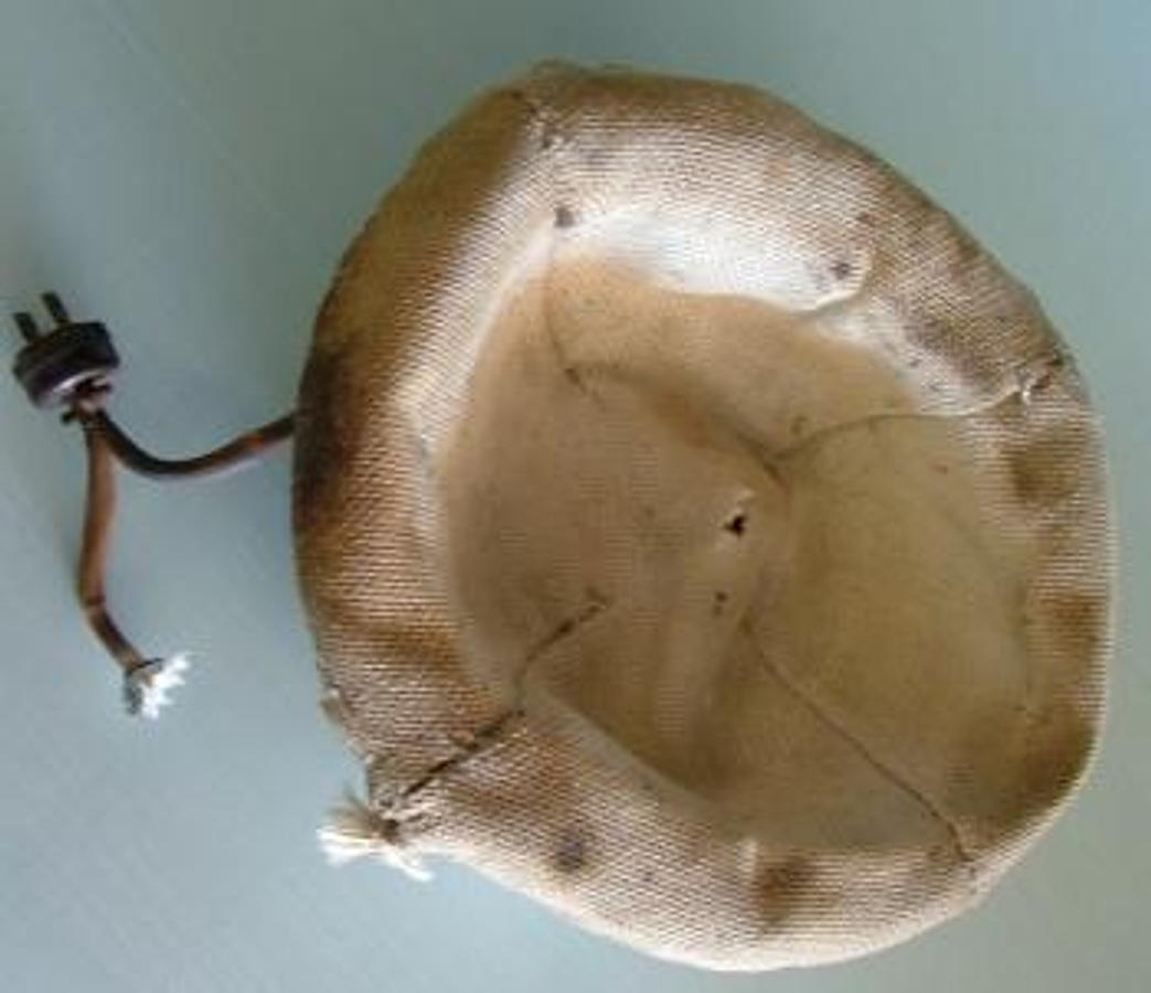 Used QTY. 1. GLAS-COL: HEATING MANTLE 9" DIA ONE SIDE OF POWER CABLE DETATCHED