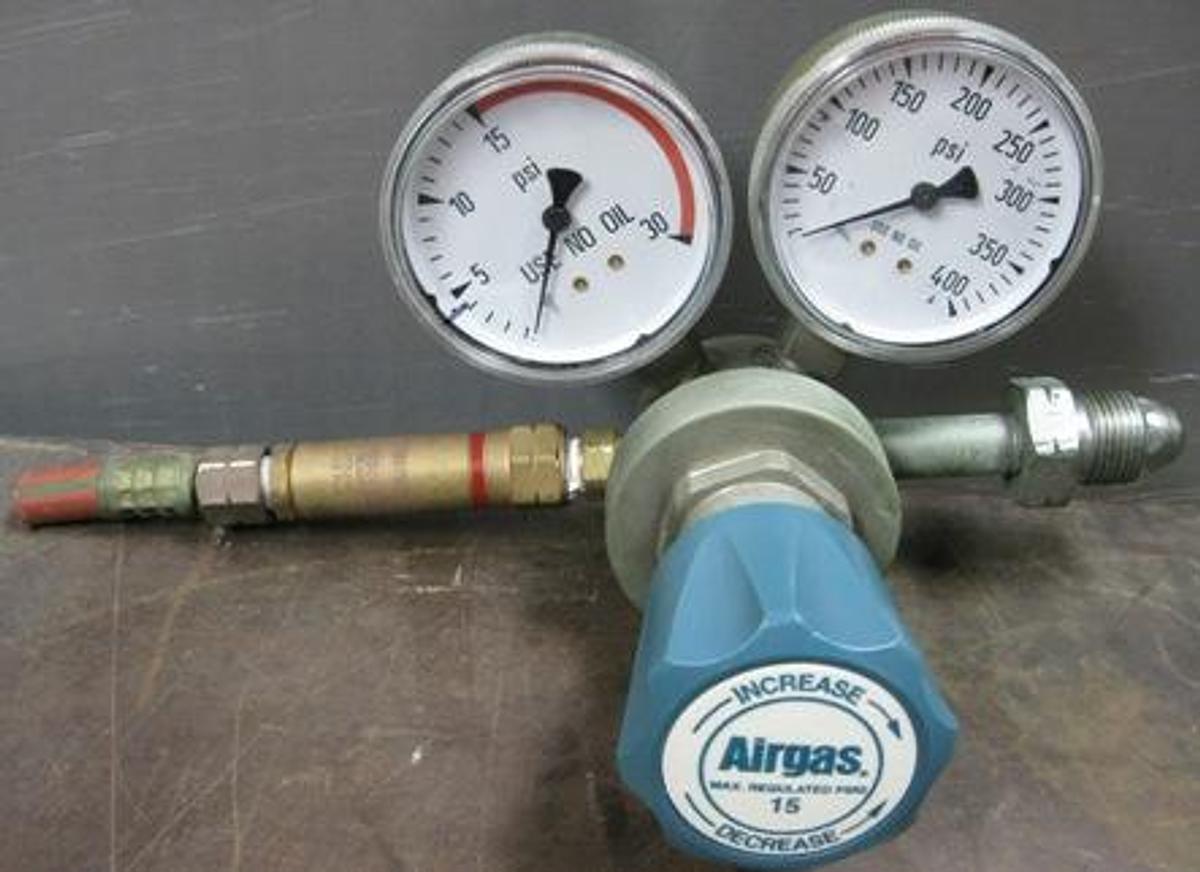 Used QTY. 1. AIRGAS REGULATOR