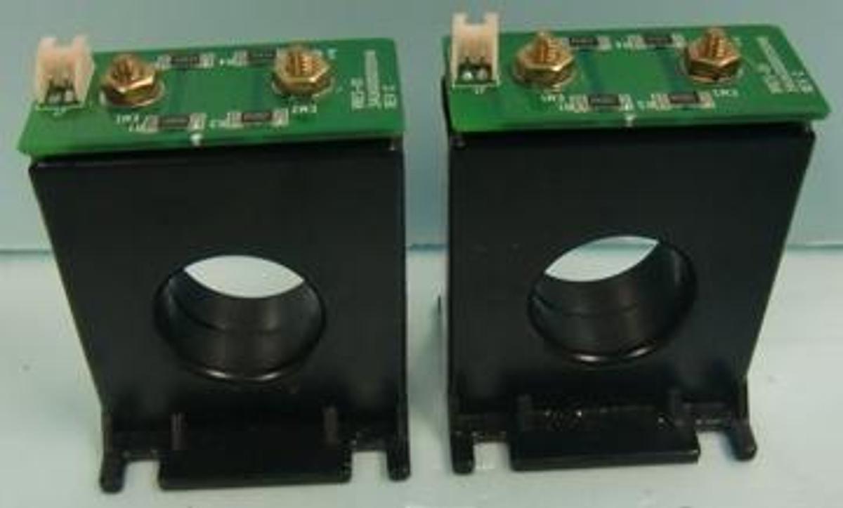 Used QTY. 2. TYCO ELECTRIC/CROMPTON /CROMPTON INSTRUMENTS CURRENT TRANSFORMER RATIO 200:5 MODEL 2SFT-S01 RF ACC CLASS +-1% 4.90A 50-400HZ. 600V. INS. CLASS 10KV. BIL. LOT NO. 225817 JUNE 28