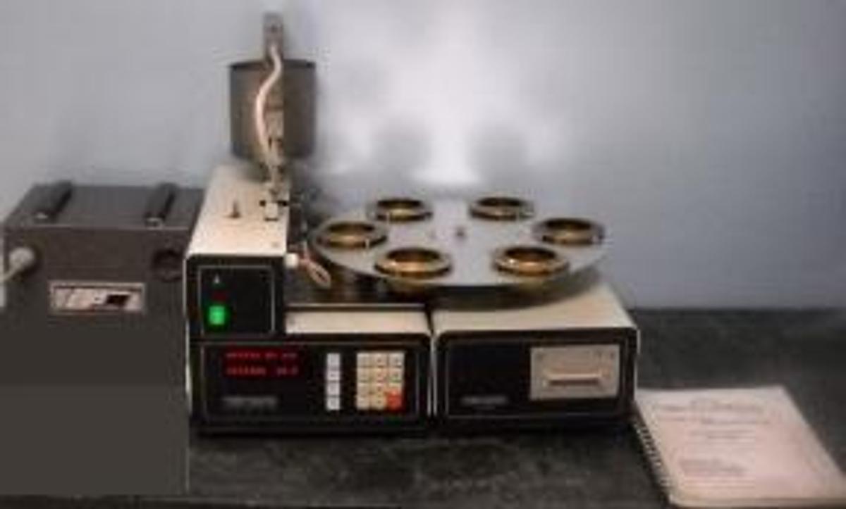 Used HERZOG WALTER HERZOG GMBH BY PAC 356 6 CUP SAMPLE CHANGER 230 VOLT