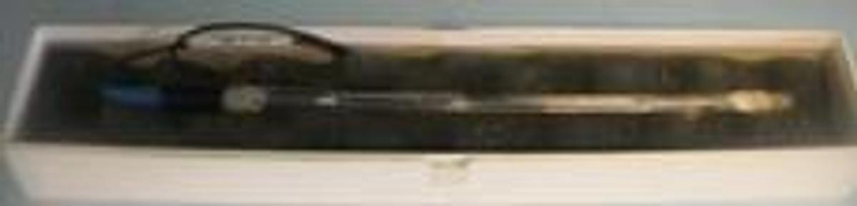 Used . COLE PARMER INSTRUMENT CO ELECTRODE GLASS PH WICK BNC SN 599040DDS.