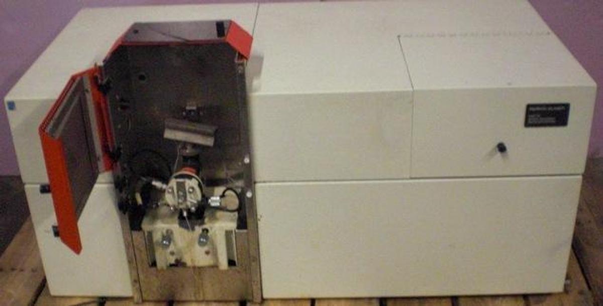 Used PERKIN ELMER ATOMIC ABSORPTION SPECTROPHOTOMETER