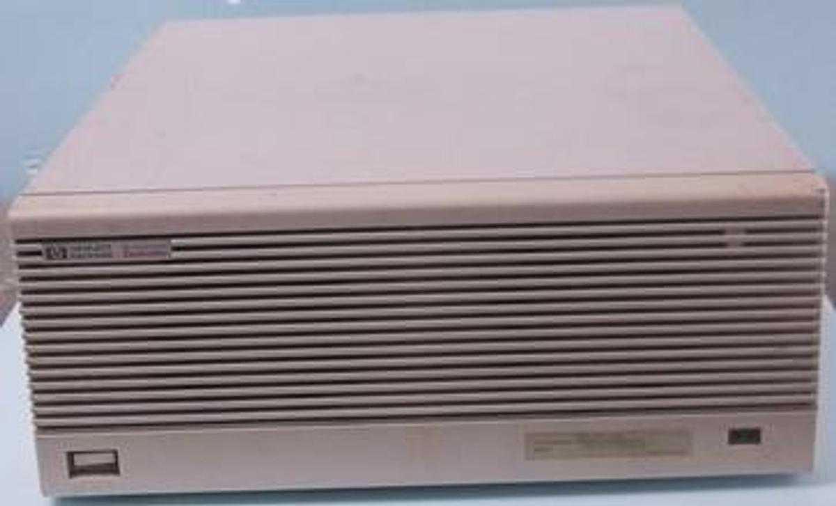 Used QTY. 1. HEWLETT PACKARD 7673C GC AUTO SAMPLER CONTROLLER MODEL: G1512A