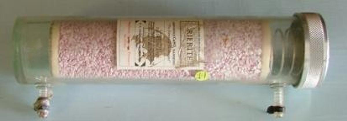 Used DRERITE LABORATORY: DRYING UNIT ANHYDROUS CASO4 HAMMOND "THE VERSATILE DESSICANT" MAXIUM OPERATING PRESSURE 90 PSIG