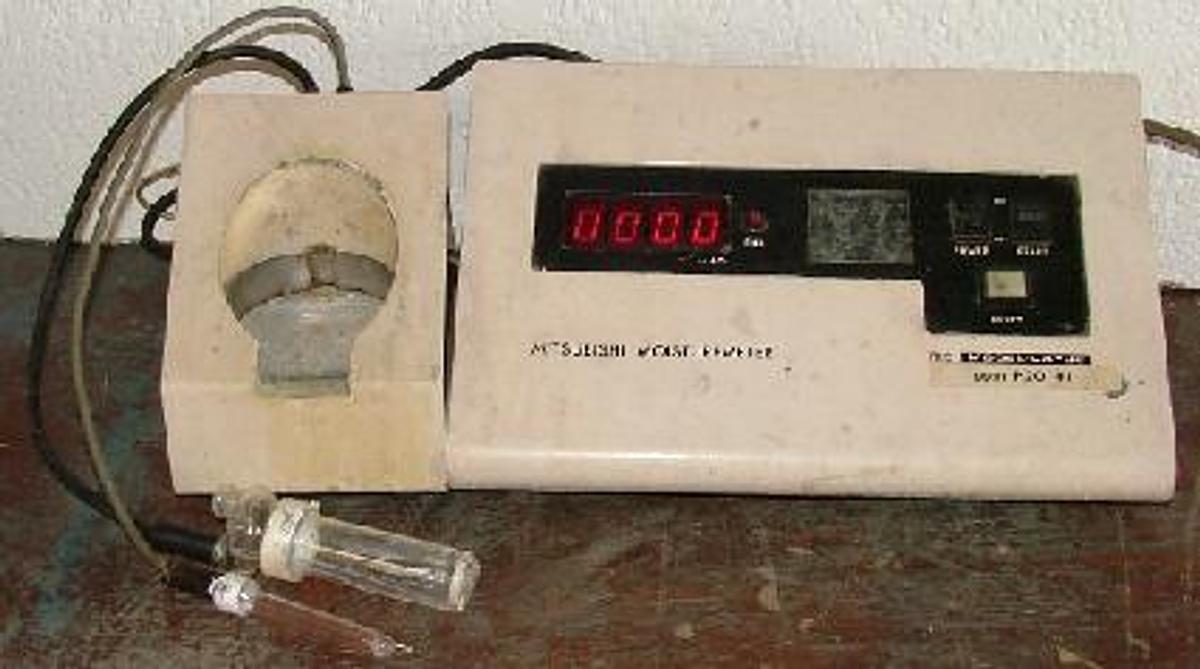 Used QTY. 1. MITSUBISHI MOISTURE METER