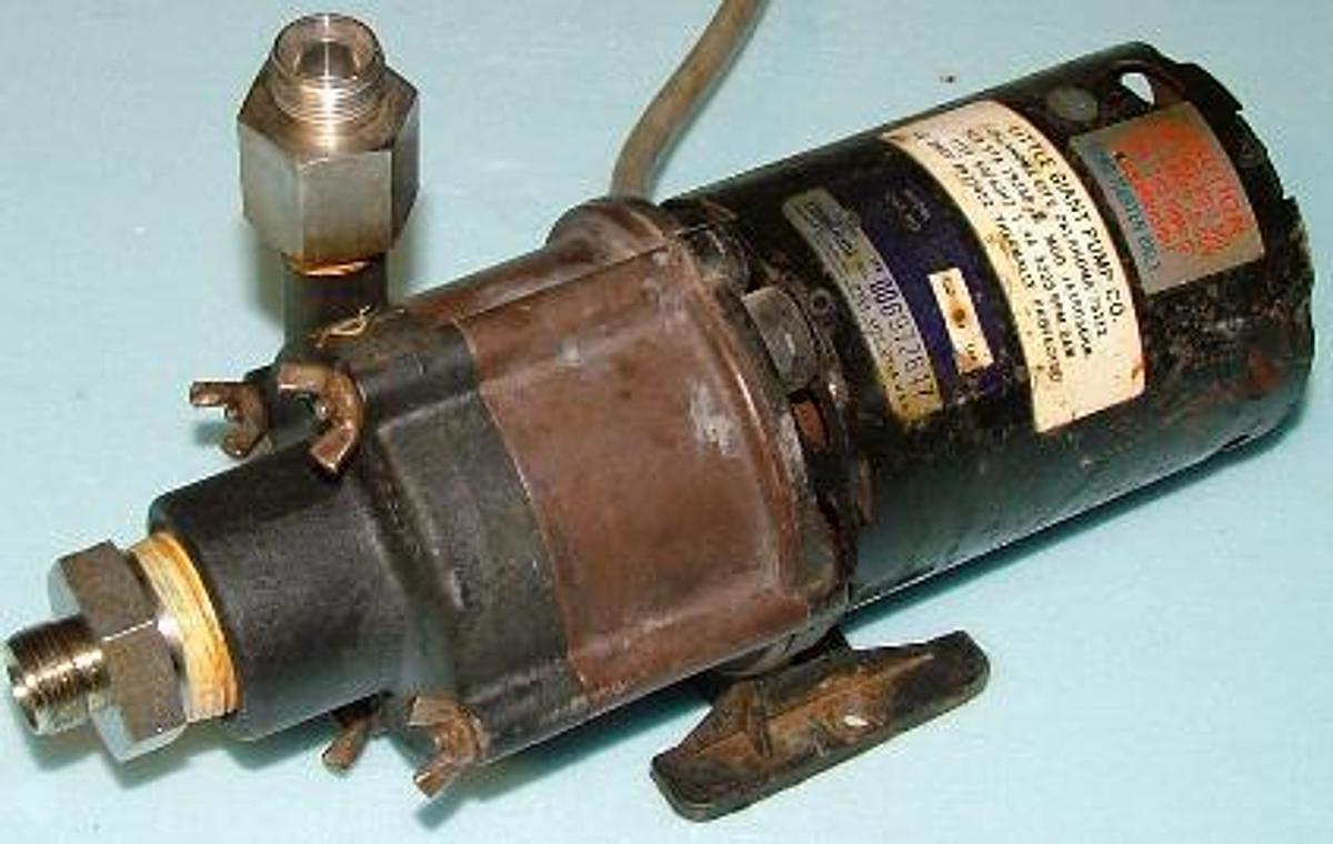 Used LITTLE GIANT PUMP CO. SERIES 5TA 18338