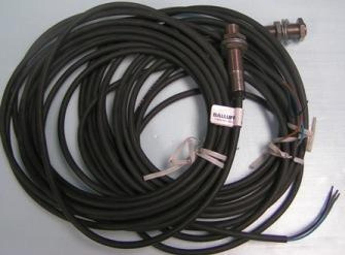 Used QTY. 2. BALLUFF CABLE NO: BES 516-370-BO-C-PU