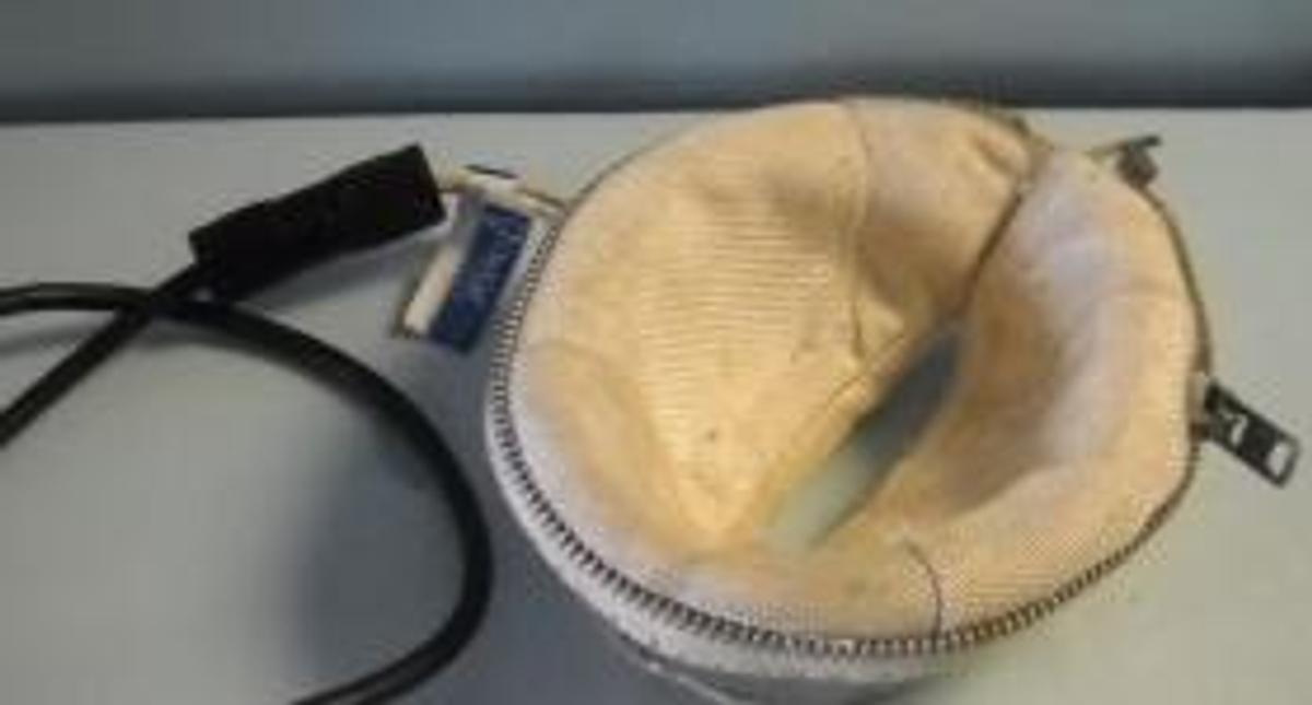 Used QTY. 1. GLAS-COL SPHERICAL MANTLE SOFT SHELL 1000ML 115V UPPER HALF