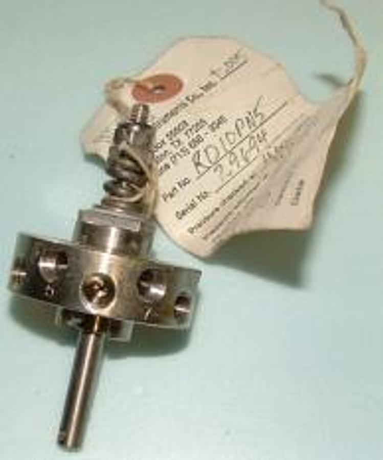 Used VALCO VICI VALVE 10 PORT PART # RD10PN5 SERIAL# 29694.