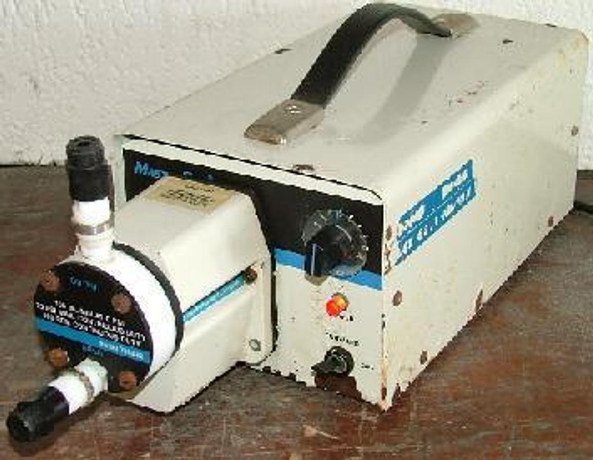 Used COLE PARMER INSTRUMENTS CO. MASTER FLEX CONTROLLER