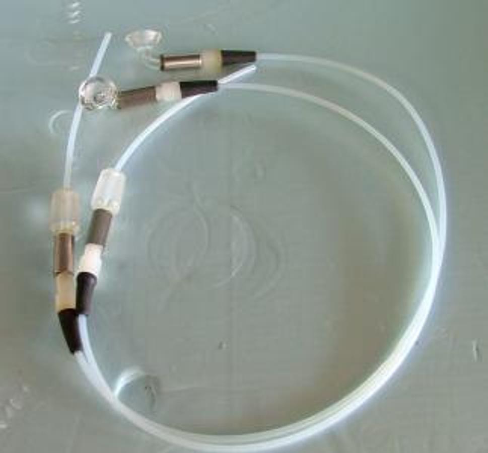 Used QTY. 2. PLASTIC TUBING: WITH BALL JOINT SOCKET AND TS14 PLUG