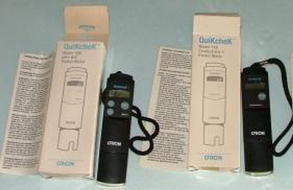 Used ORION QUICK CHECK MODEL: 106 PH . ATC POCKET METER WITH OPERATORS MANUAL. .