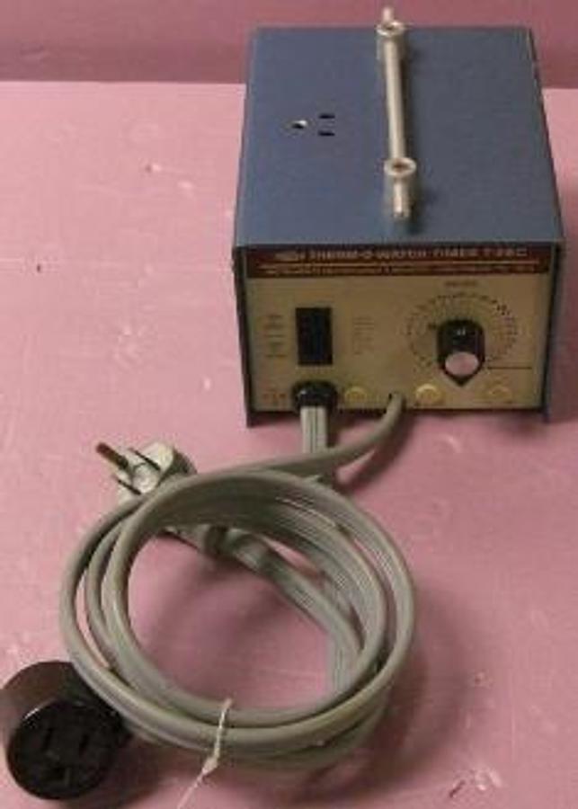 Used QTY. 1. THERMO-O-WATCH TIMER T28C WITH TIMER CONTROLLED OUTLET