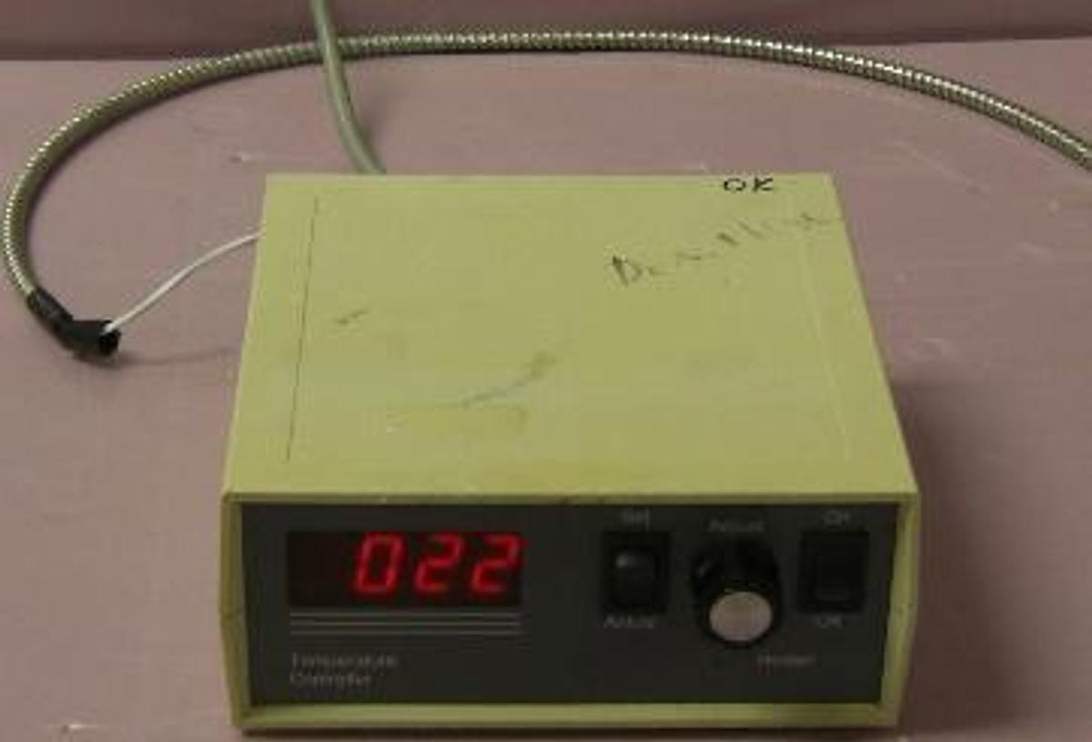 Used COLE - PALMER TEMPERATURE CONTROLLER