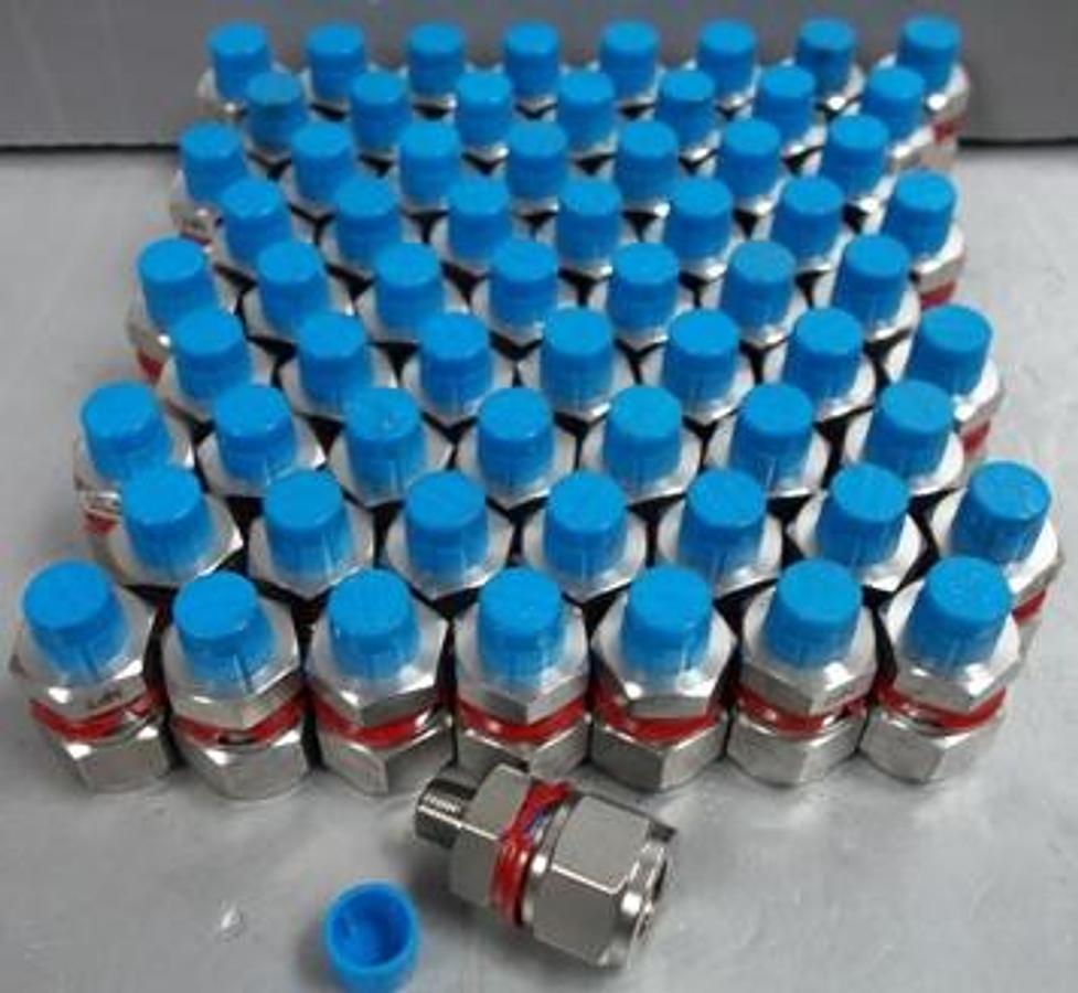 Used QTY. 65. SUPERLOK YUBE X NPT 316 SLR ½" S