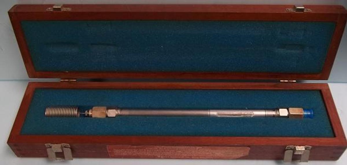 Used WATERS ASSOCIATES LIQUID CHROMATOGRAPHY COLUMN