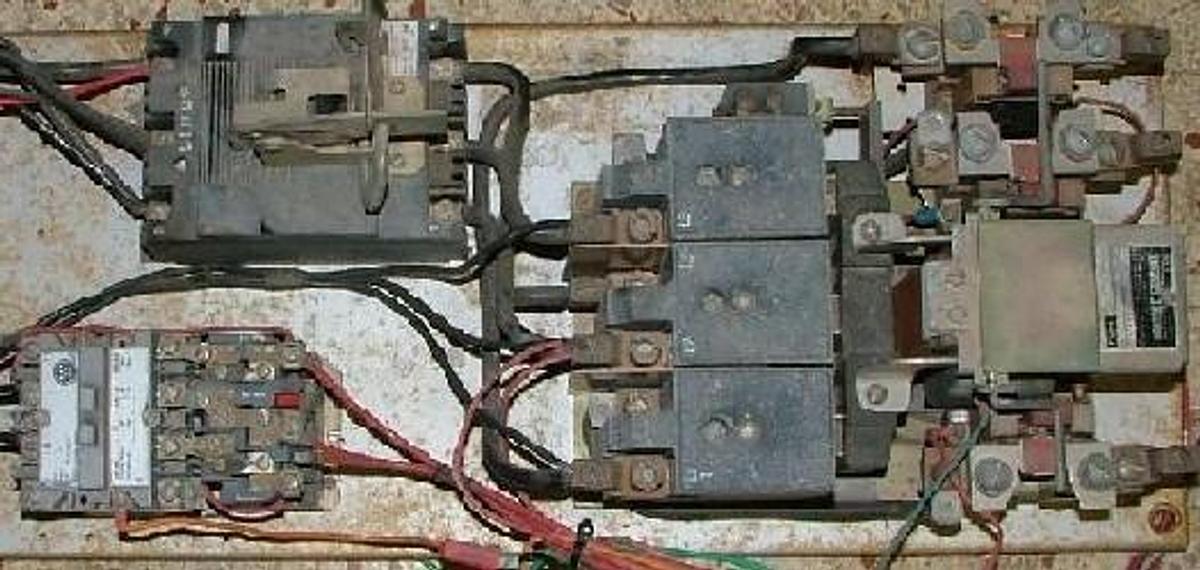 Used QTY. 1. SQUARE D COMPANY CONTROL PANEL CLASS 8536