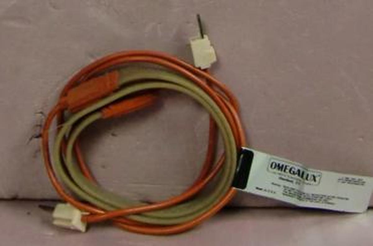 Used OMEGA OMEGALUX DRUM/PAIL HEATER MODEL: SRT051-020 120V 0.43A 52W PHASE 1 SIZE .5X2FT