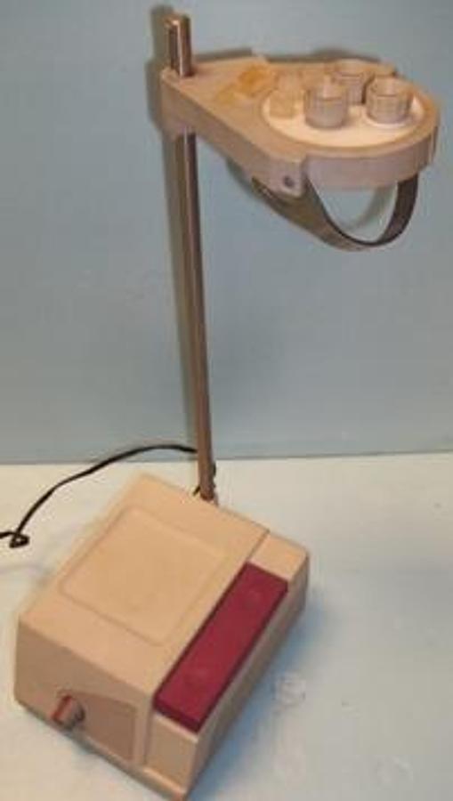Used SCHOTT TM-KF PUMP WITH TITRATION SAMPLE CUP TOP ONLY NR 00733405 WITH DC 12V ADAPTER.