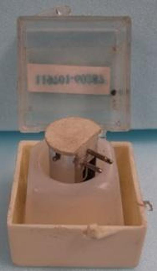 Used FILAMENT ASSEMBLY ION TRAP