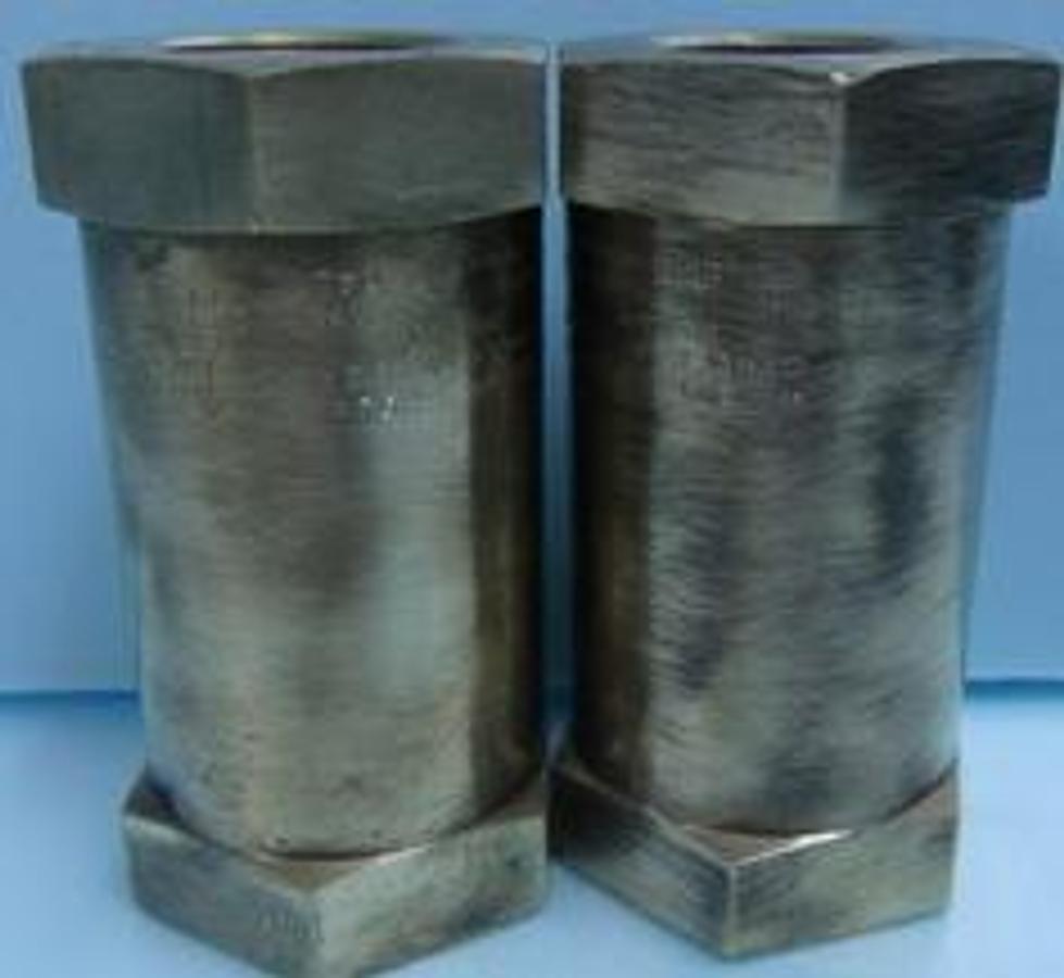 Used QTY. 2. CIRCLE SEAL BRASS CHECK VALVE 3000 PSI. PT. M249B-8PP.