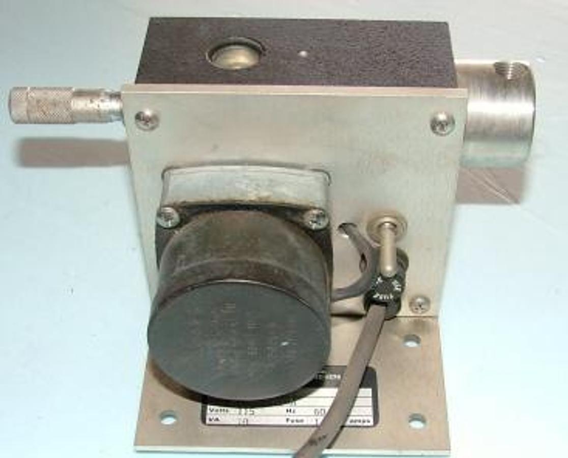 Used QTY. 1. HURST PRINCETON IND HPLC PUMP 30RPM MODEL PB 115V 60HZ 10W P/N SP-2261 0.82MFD ZP 8188 10VA 1/8A FUSE MODEL A-30-S