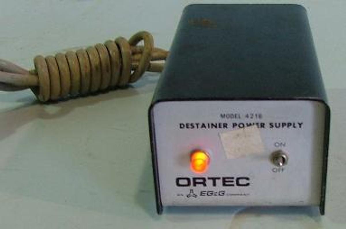 Used ORTEC DESTAINER POWER SUPPLY MODEL 4216 SER 219 REV 01.