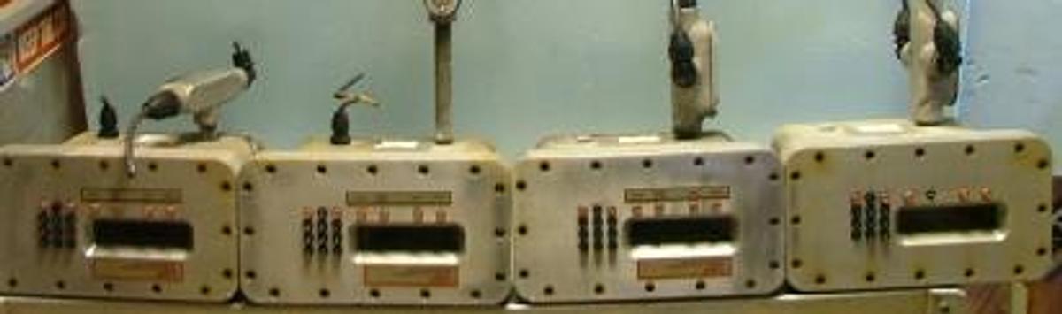 Used KEP KESSLER-ELLIS PRODUCTS EATONTOWN NJ 07724 MODEL XTR0L7/4BT2A ALL 4 HAVE SAME # XDF 04090854495.