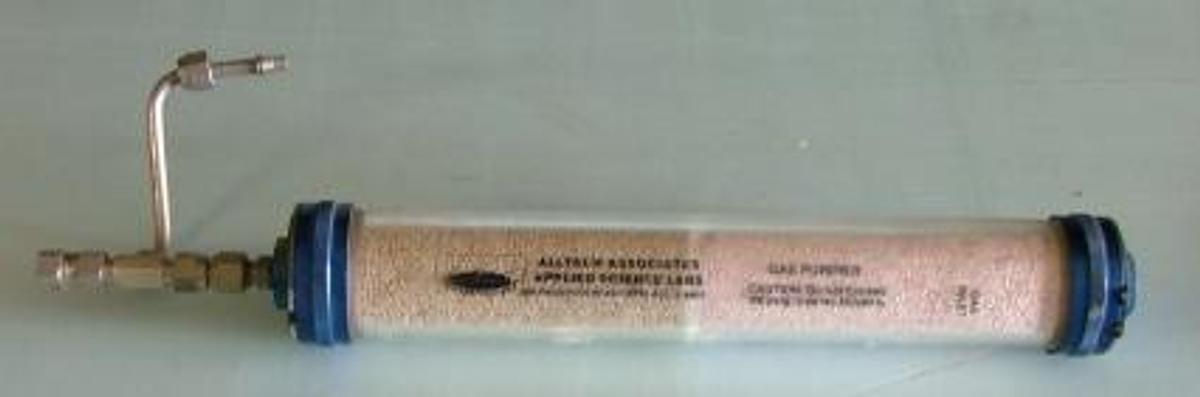 Used ALLTECH ASSOCIATES APPLIED SCIENCE LABS GAS PURIFIER CHROMATOGRAPHY "CAUTION: DO NOT EXCEED 100 PSIG USE NO SOLVENTS"