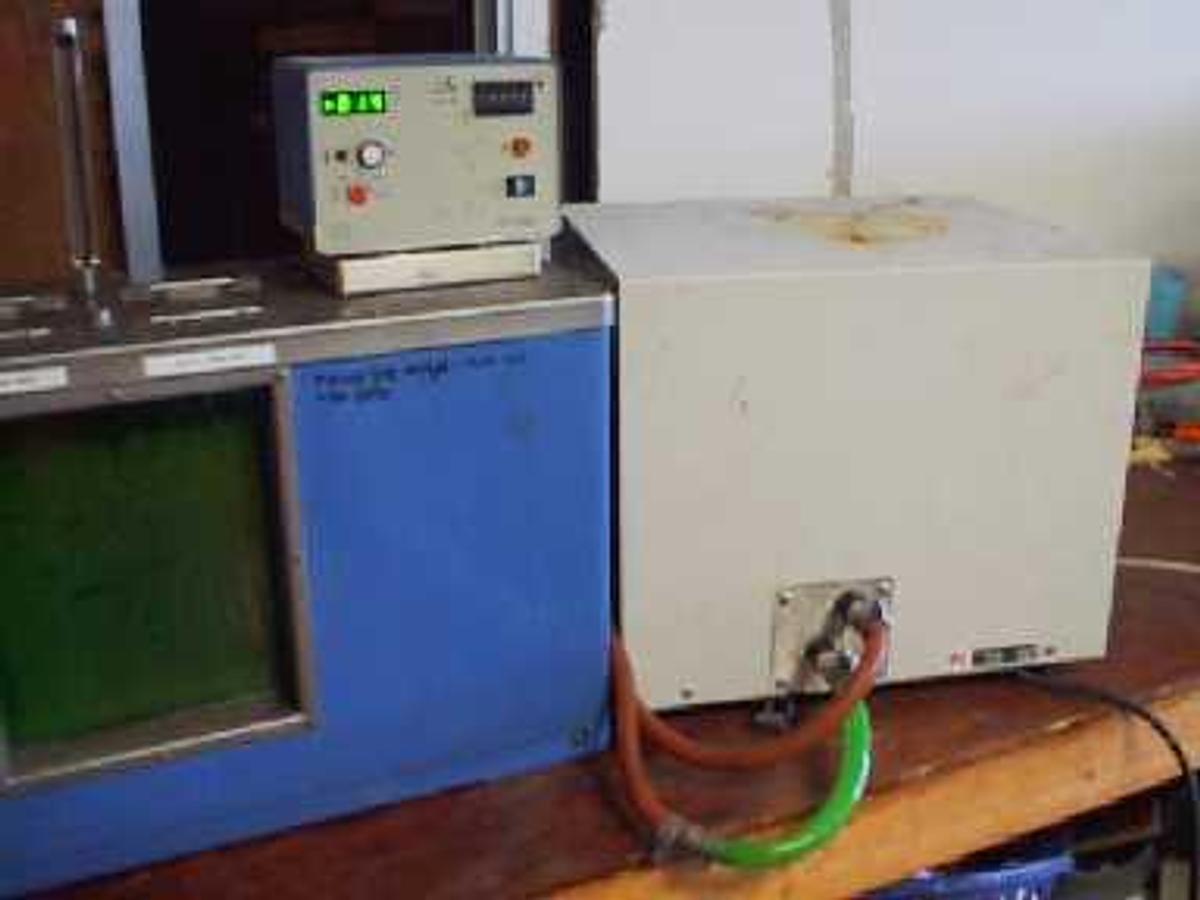 Used QTY. 1. POLYSCIENCE FLOW THROUGH CHILLER MODEL KR-60A