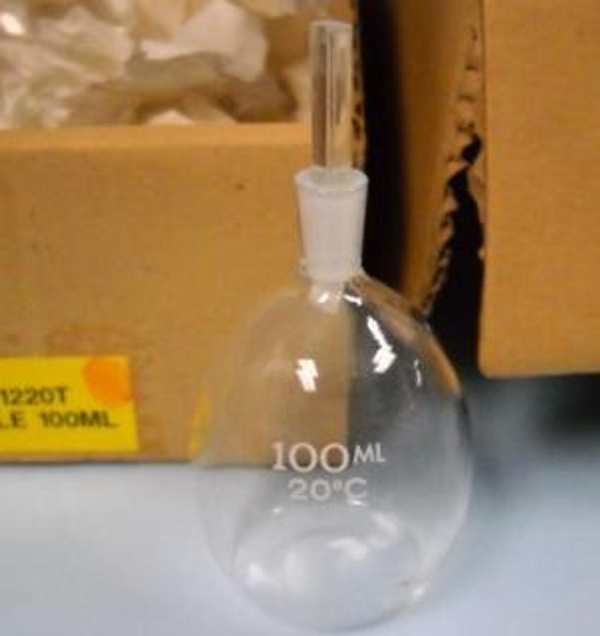 Used QTY. 11. FISHER SCIENTIFIC GAY-LASSAC 100 ML SPECIFIC GRAVITY BOTTLES COMPLETE WITH STOPPERS ACCORDING TO ASTM D369. .