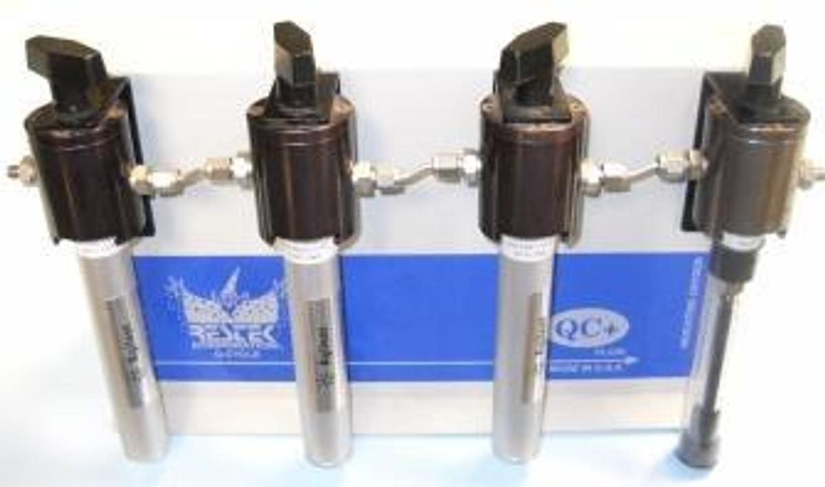 Used RESTEK CORPORATION