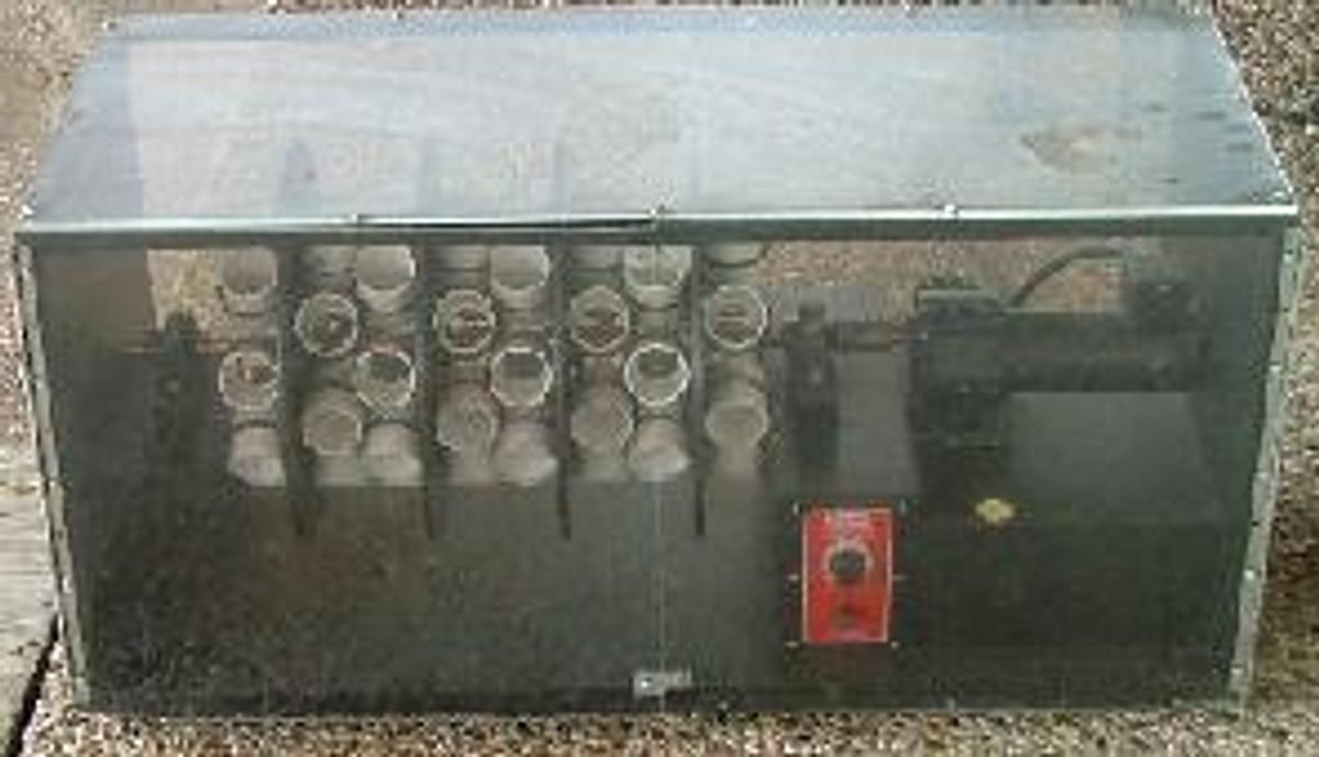 Used QTY. 1. FARRIS WHEEL ROTATION MIXER