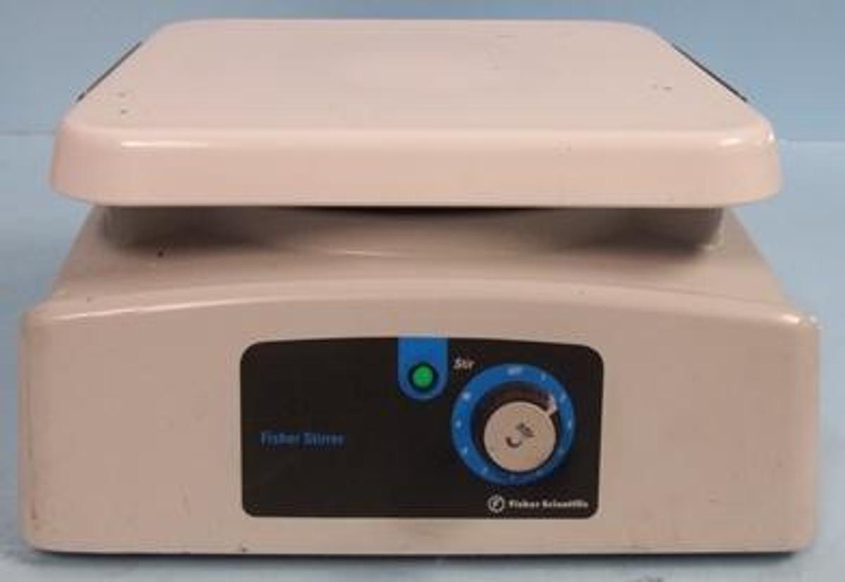 Used FISHER SCIENTIFIC STIRRER MODEL: FISHER STIRRER SERIAL: 812N0153 120V 60HZ 0.05A.