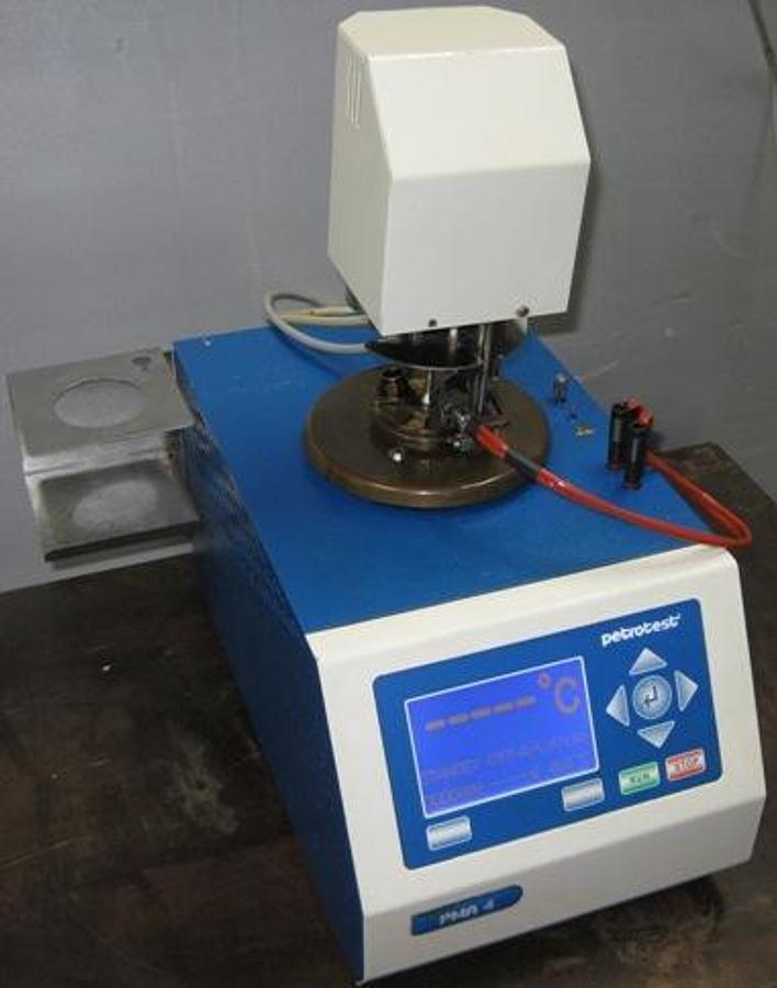 Used PETROTEST INSTRUMENTS