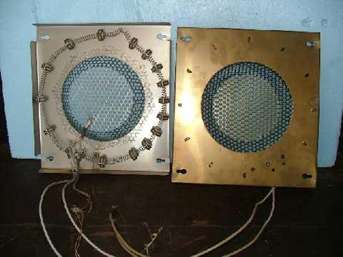 Used QTY. 20. HEWLETT PACKARD 5890 II OVEN FAN COVER WITH HEATING COIL.