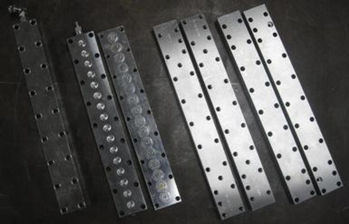 Used QTY. 7. OBSAM LEAK TEST AND RINSE PLATES