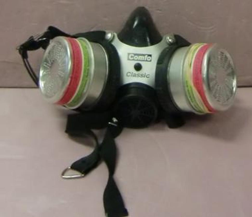Used QTY. 1. COMFO CLASSIC GAS MASK INCLUDES 2 MINE SAFETY APPLIANCE CO. COMBINATION CARTRIDGE