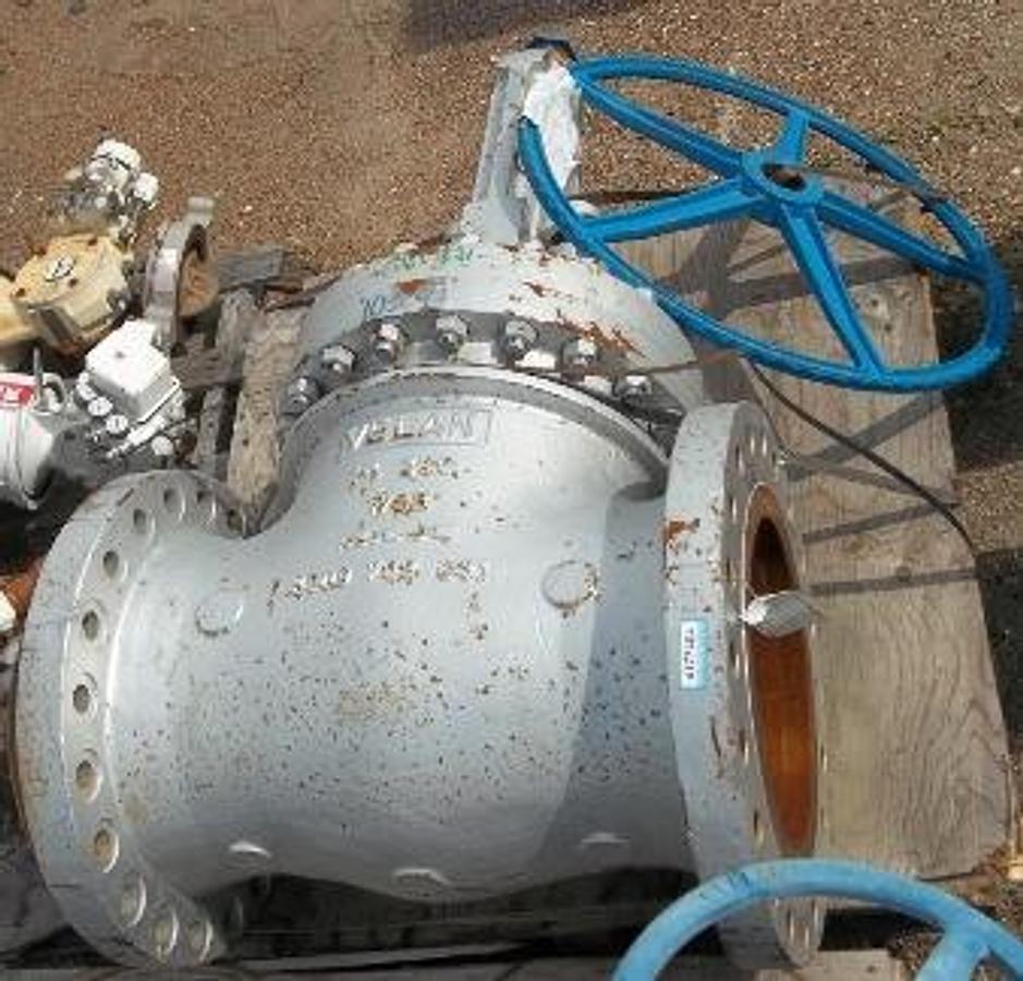 Used VELAN 14" 300 WCB FLANGED RAISED FACE GATE VALVE 14-300 WCB AS910 D21 8509 709 031.