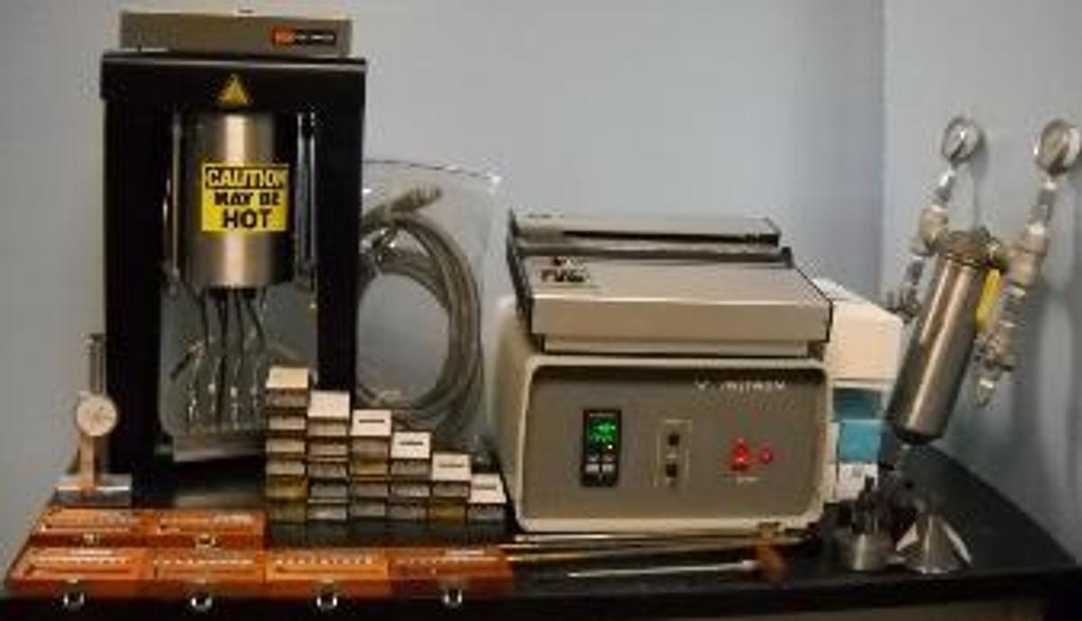 Used QTY. 1. INSTRON WATER COOLED 3213 RHEOMETER