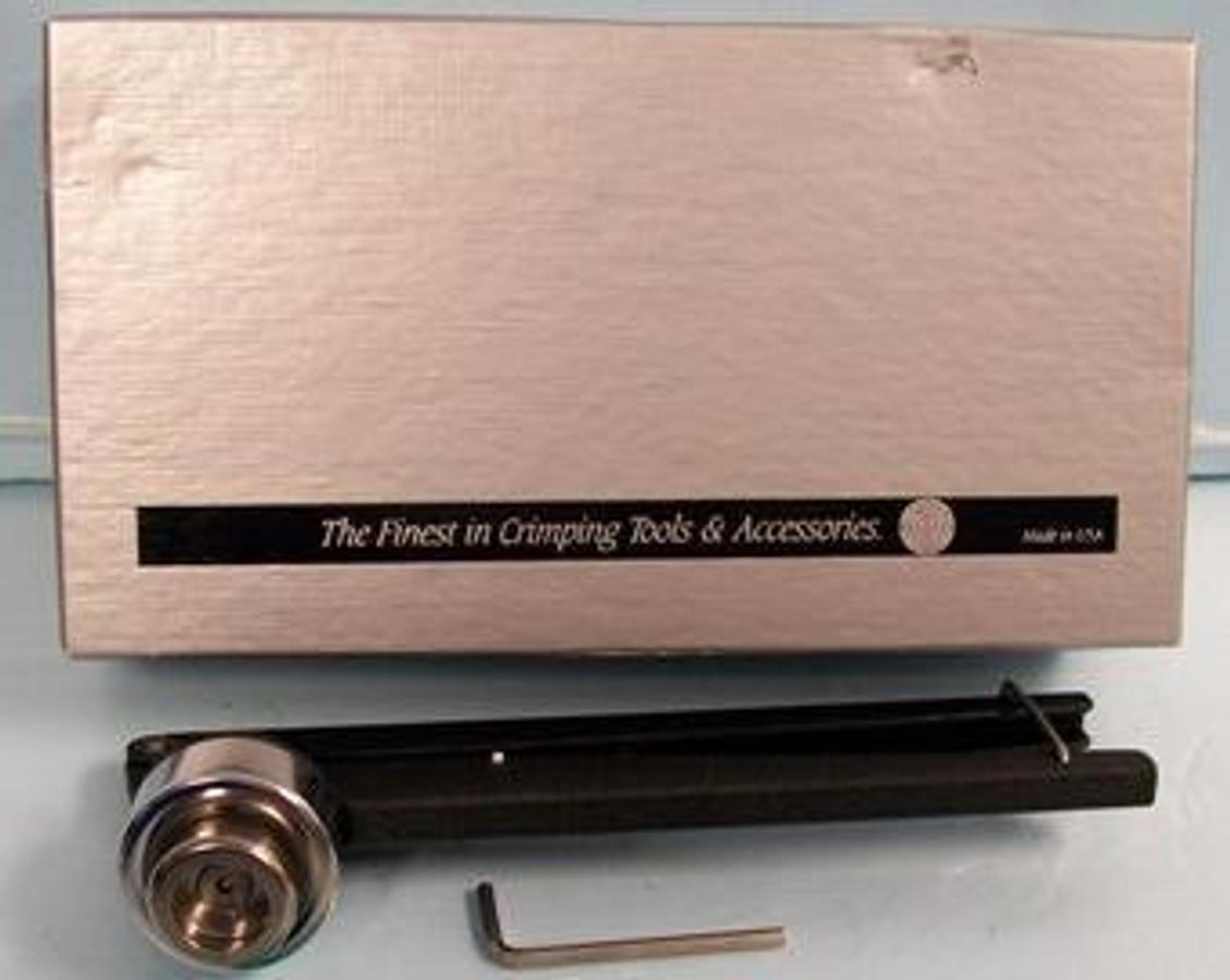 Used MICRO LITER ANALYTICAL SUPPLIES INC. HAND CRIMPER TOOL FOR 20MM VIALS