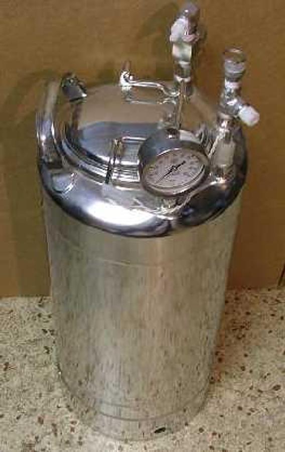 Used QTY. 1. APACHE STAINLESS EQUIPMENT CORP. PREUUSRE VESSEL(SAMPLE CAN). M.A.W.P. 165 @ 100 DEG. F.